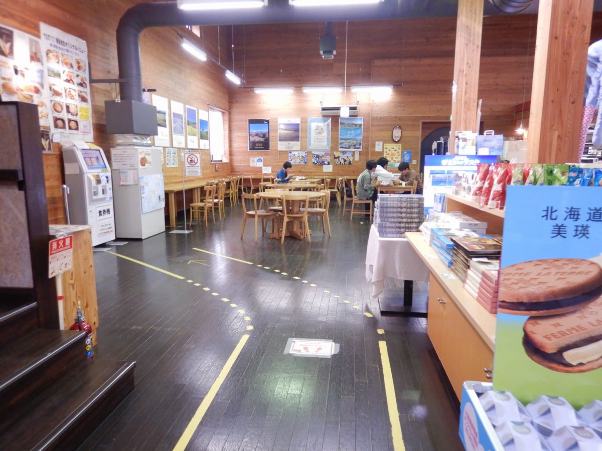 屋根付き駐車場