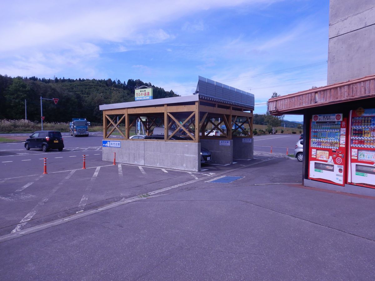 屋根付き駐車場
