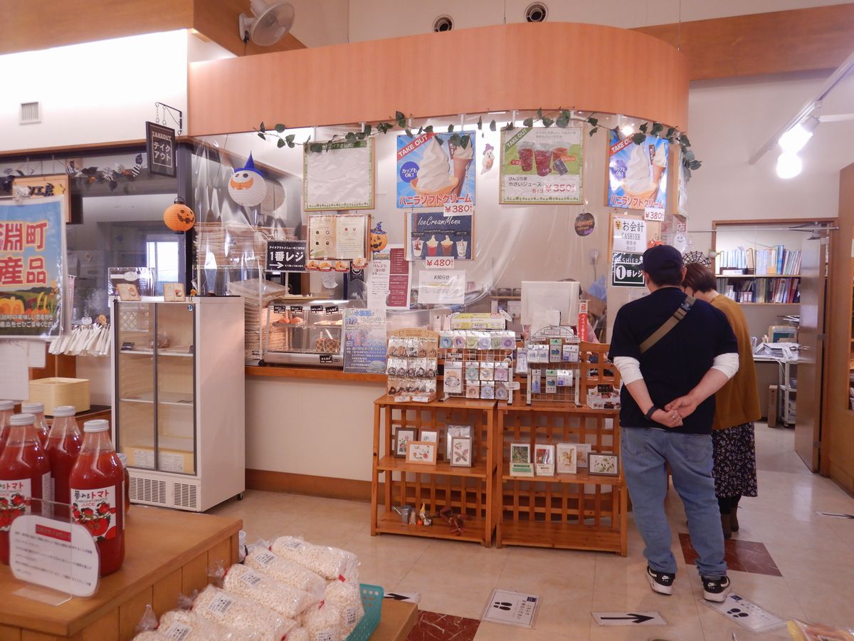 カフェ