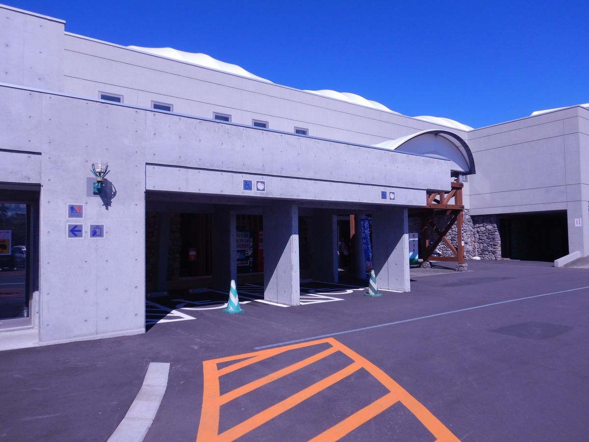 屋根付き駐車場