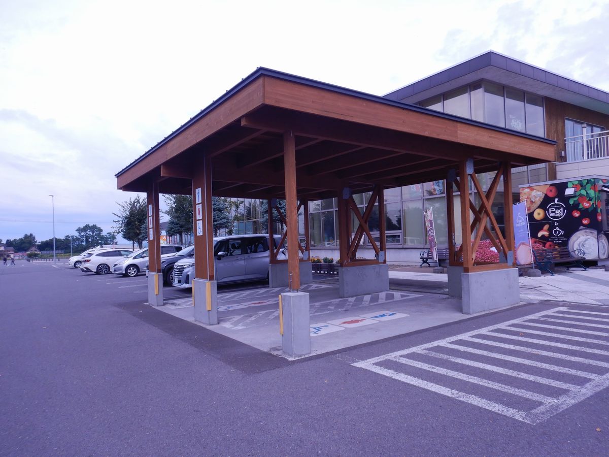 屋根付き駐車場