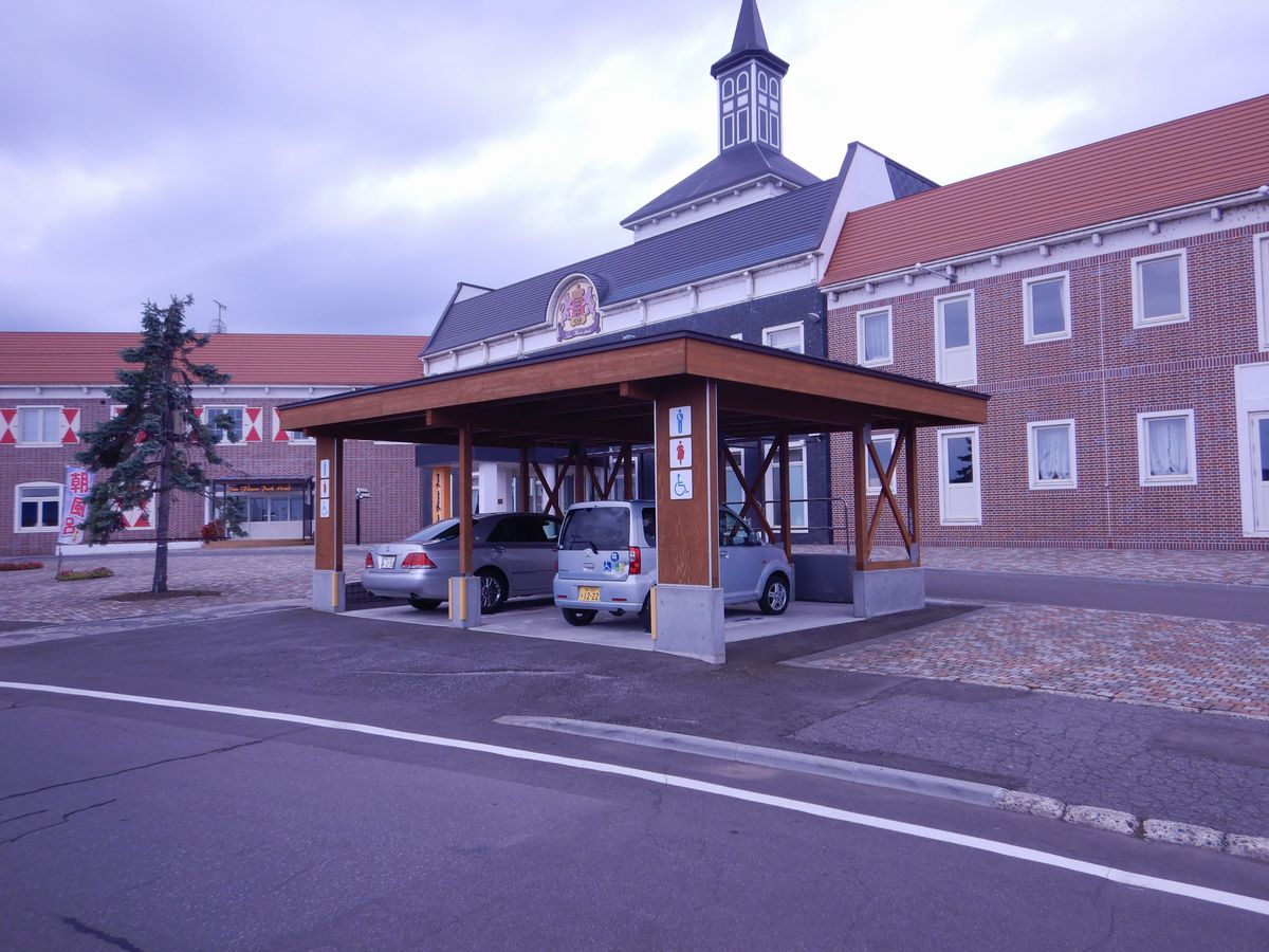 屋根付き駐車場