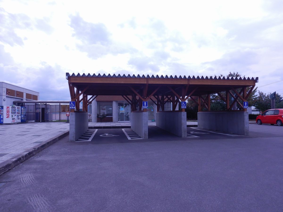 屋根付き駐車場